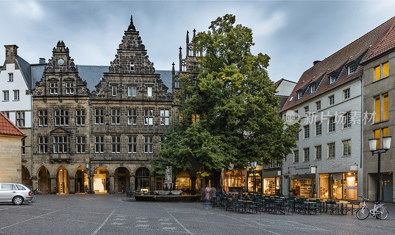 Münster -有历史建筑的城市广场